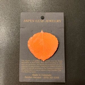 Aspen leaf pin